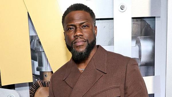 Kevin Hart accepts Mark Twain Prize for humor