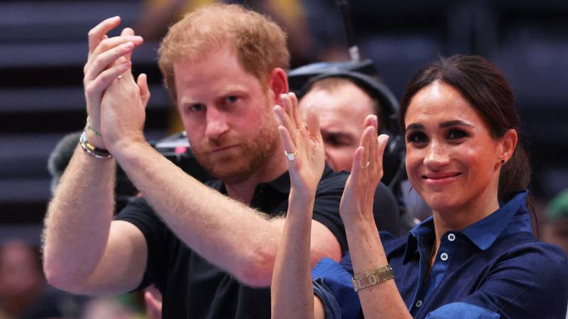 DUSSELDORF, GERMANY - SEPTEMBER 15: Meghan, Duchess of Sussex and Prince Harry, Duke of Sussex watch on during the Mixed Team Gold Medal match between Team Colombia and Team Poland during day six of the Invictus Games Düsseldorf 2023 on September 15, 2023 in Duesseldorf, Germany. (Photo by Joern Pollex/Getty Images for Invictus Games Düsseldorf 2023)