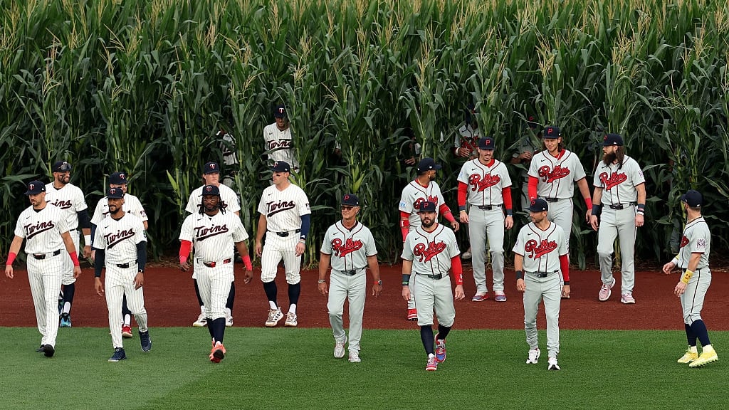 Field of Dreams game