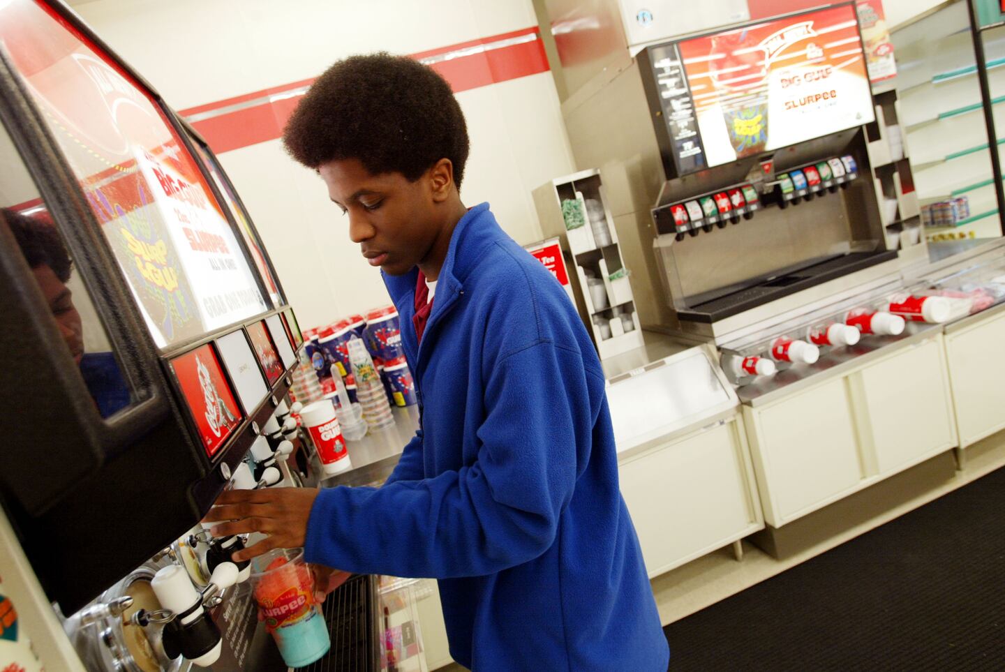 7-Eleven observing its 75th anniversary in 2002.  (Photo by Joe Raedle/Getty Images)