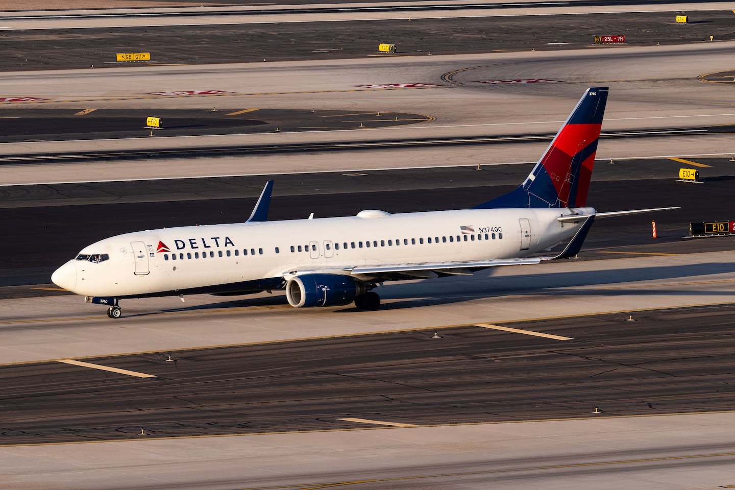 Delta airplane
